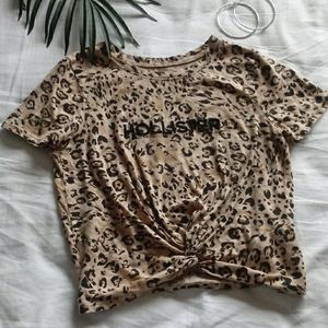Hollister leopard crop top